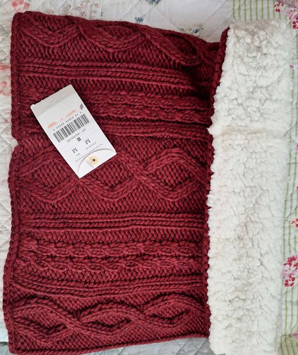 Топли шалове Oysho