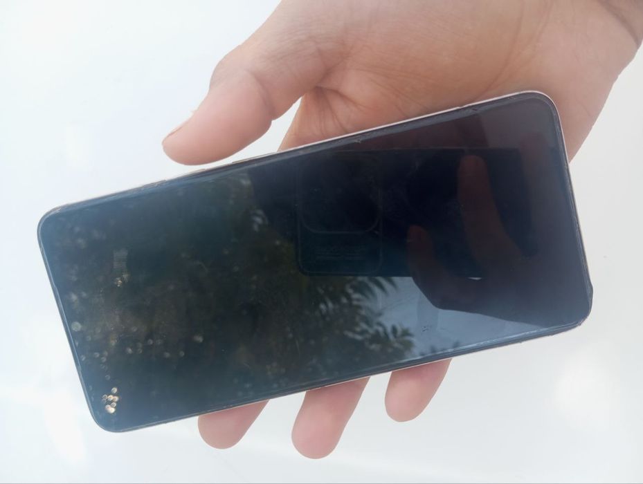 Tecno 10c edial holatda