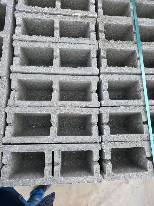 Boltar din beton 40x15x20 cm