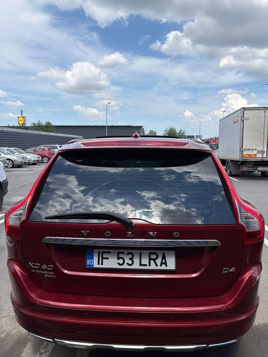 VOLVO XC60 2015 — imagine 4