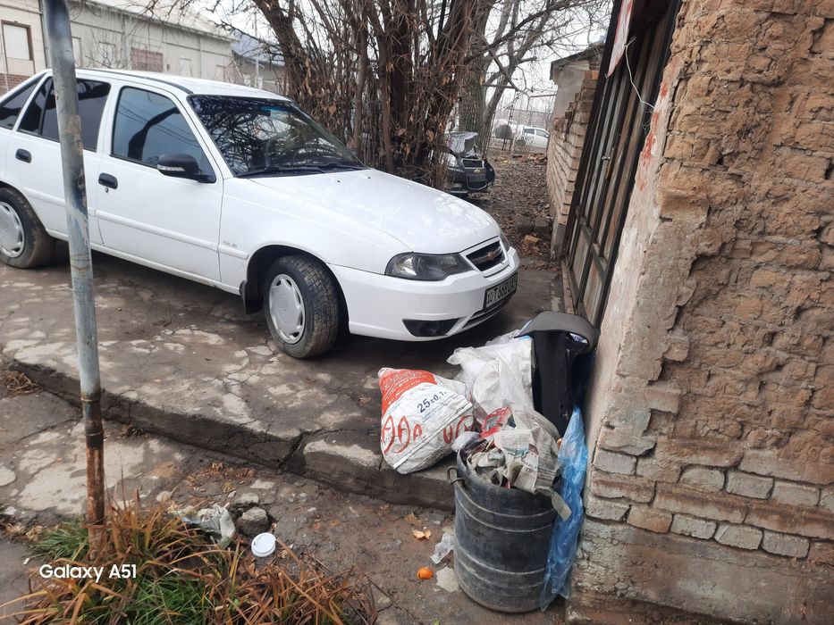 Nexia 2 2013 yil Gazi bor