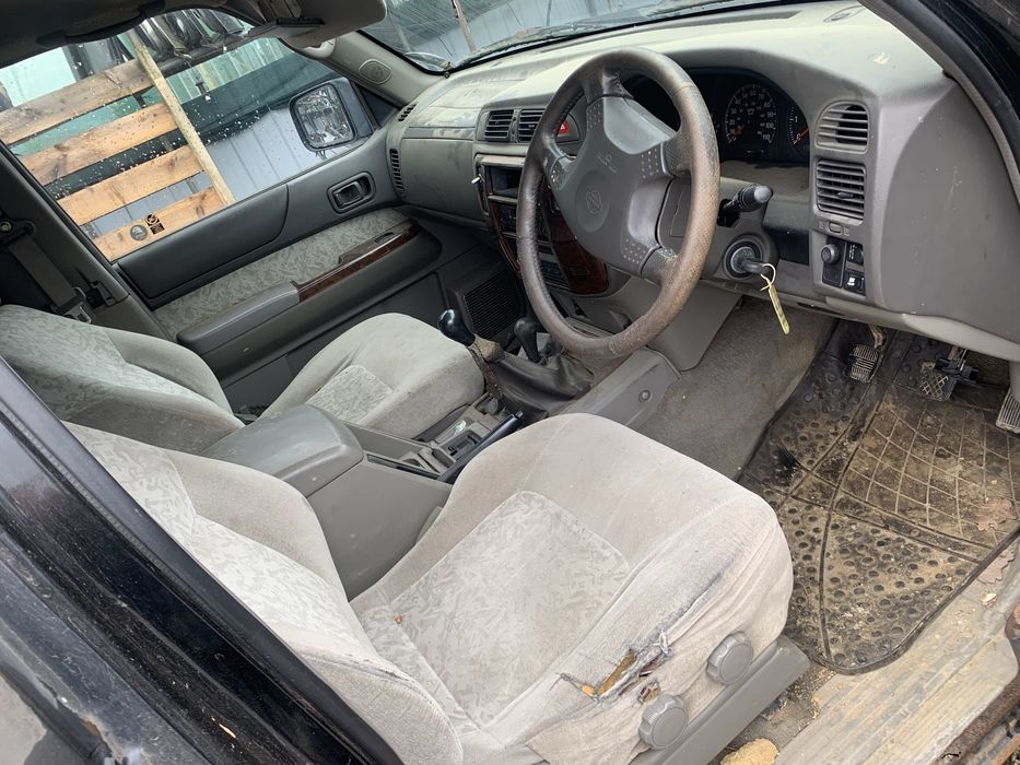 Dezmembrez Nissan Patrol  Y61 3.0 Diesel 1994-2000