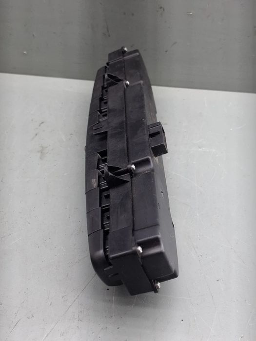 Buton avarie 639 545 44 07 Mercedes-Benz Vito 2006