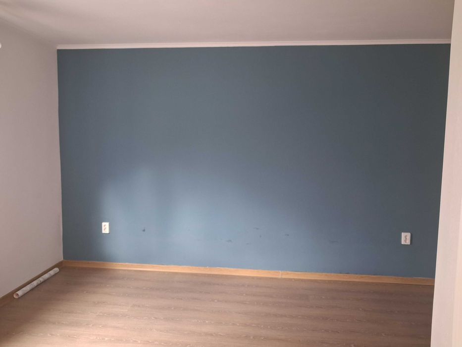 Zugrav - Vopsit - Glet - Reparatii .