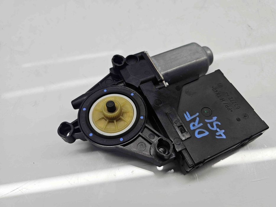 Motoras geam dreapta fata Skoda Octavia 2 (1Z3) [Fabr 2004-2013] 1T095