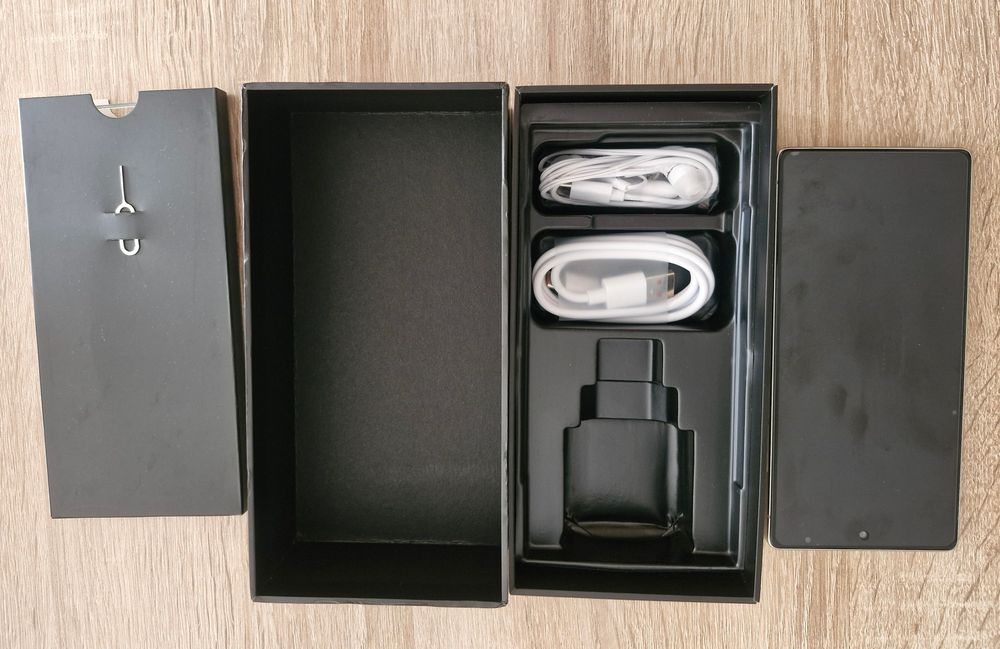 Мобилен телефон S25 Ultra