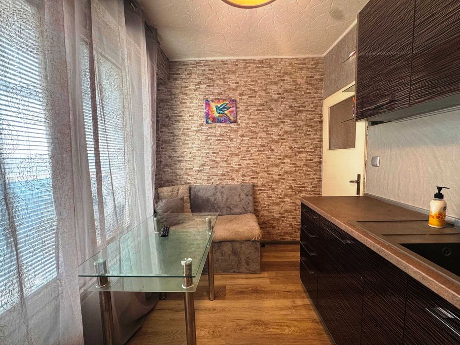 Продава се Двустаен апартамент в Русе, Център - 60 кв.м за 917 €/кв.м - Снимка #3