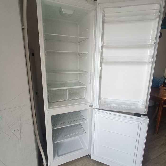 Продам холодильник в рабочем состоянии