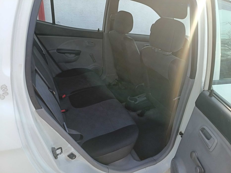 Kia Picanto 1.0 61кс