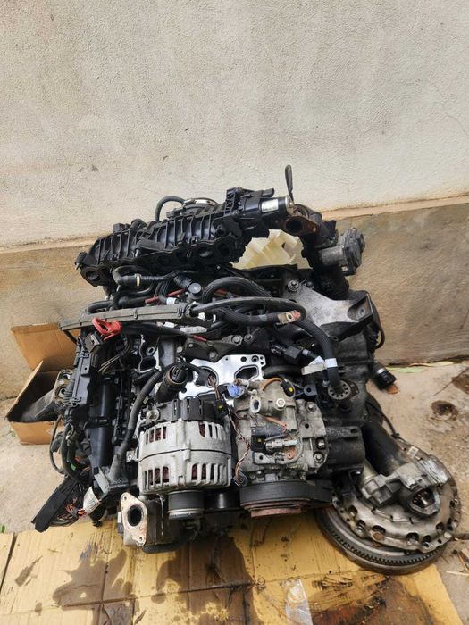 Motor BMW cu anexe