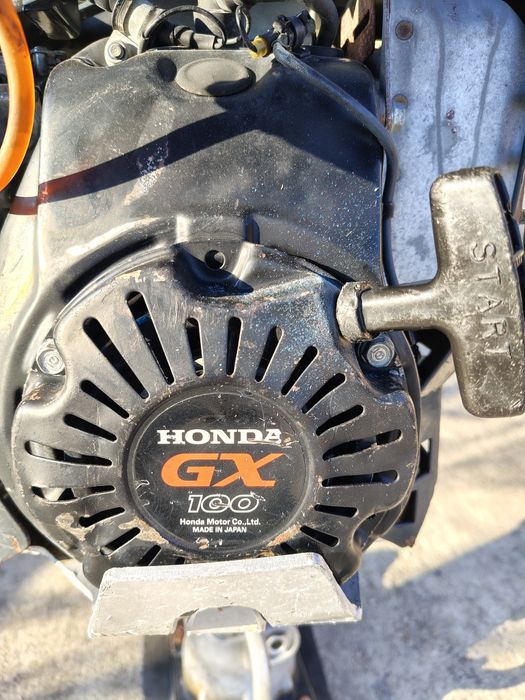Бензинова трамбовка Honda GX100 „Пачи крак“ след основен ремонт