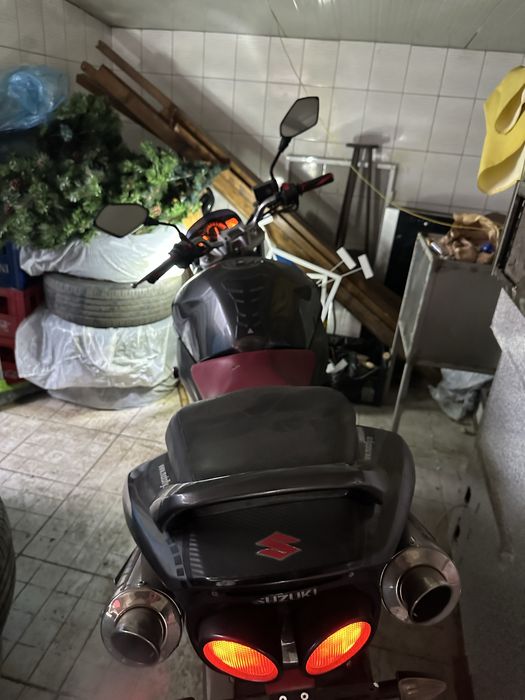 Suzuki gsr 600 Yoshimura