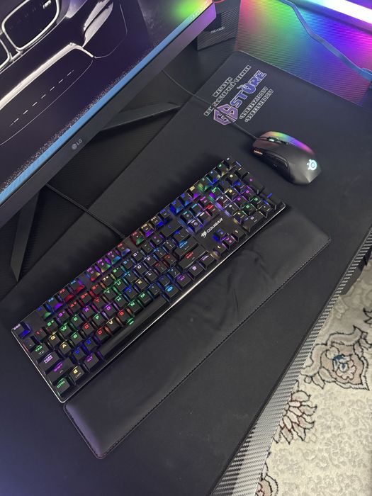 Gaming kompyuter  holati ideal srochno sotiladi hamma narsalari bilan