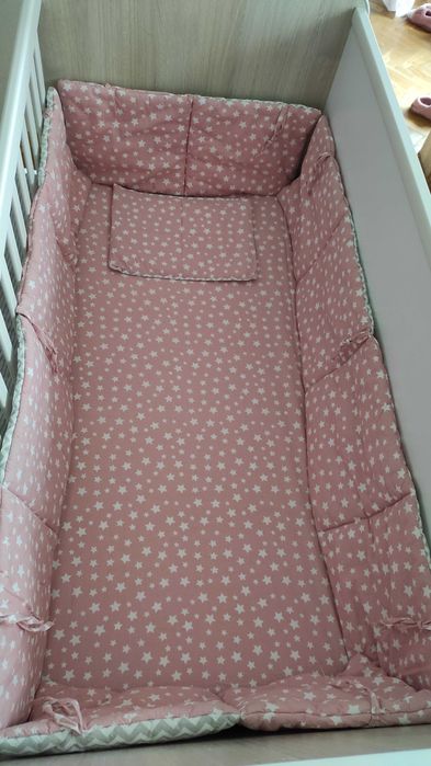 Дървена кошара с матрак и спален комплект