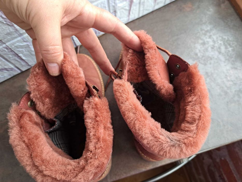 дамски зимни обувки,боти,кубинки,ном37,5,Timberland