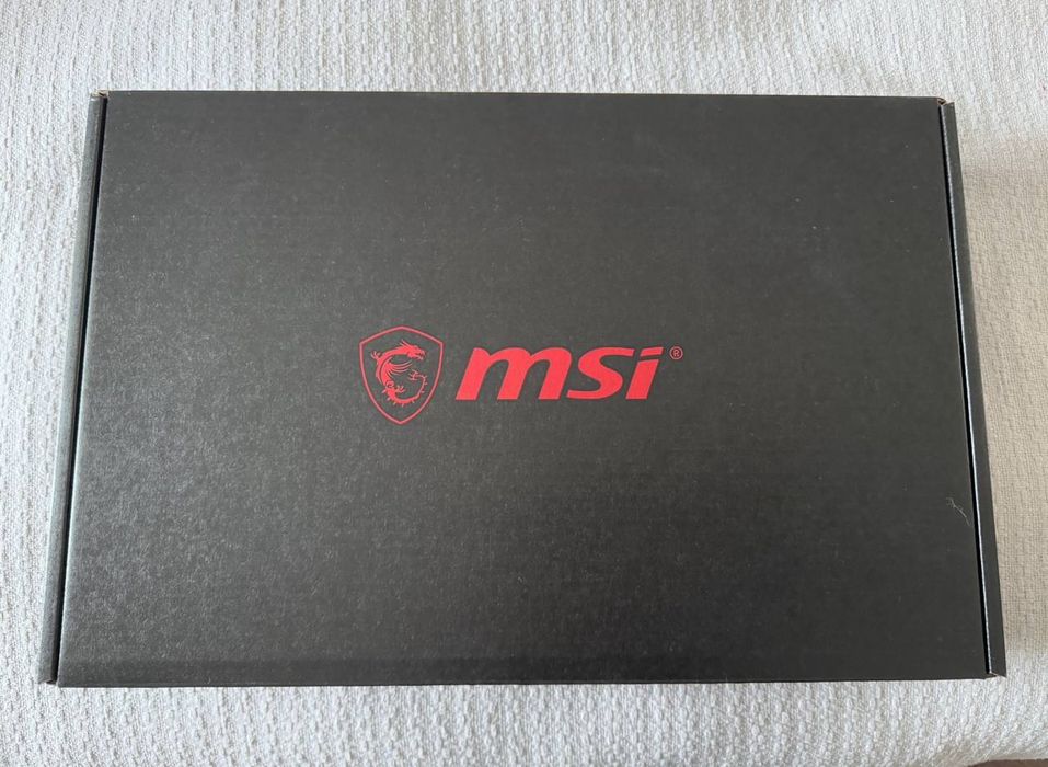 Продам свой игровой ноутбук MSI GF75 Thin 17.3''
