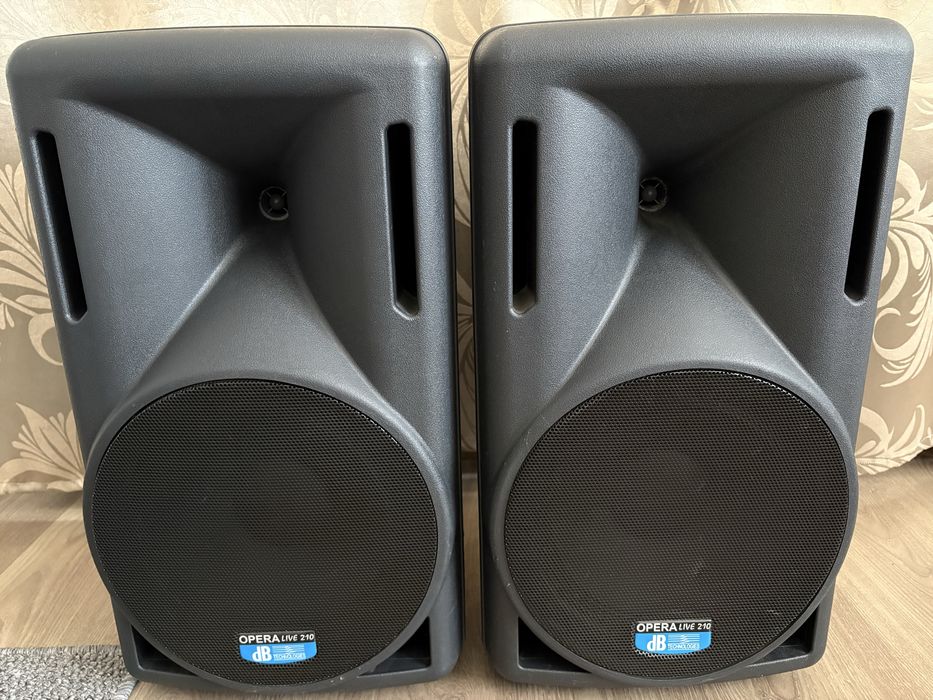 Vand Boxe Technologies Opera Live 210