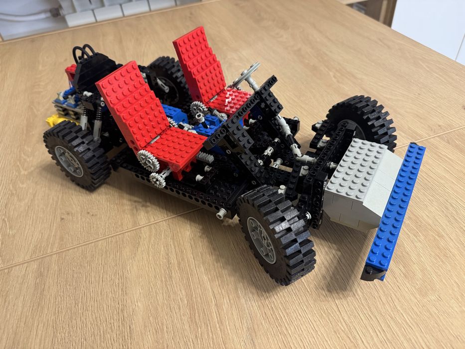 Lego Technic 8860 - Car Chassis