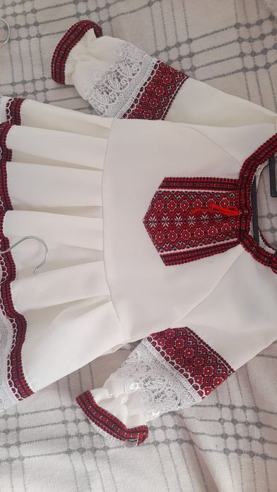 Costum cu motive populare/ camasa și fusta lunga