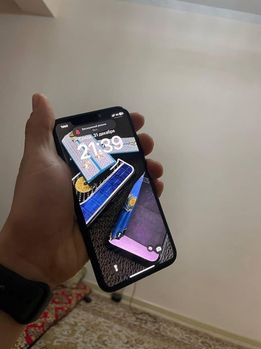 айфон 11про 256/100