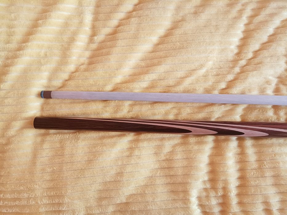 Продам бильярдный кий