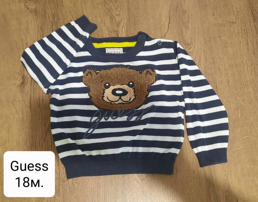 Пуловерче на Guess 18мес.