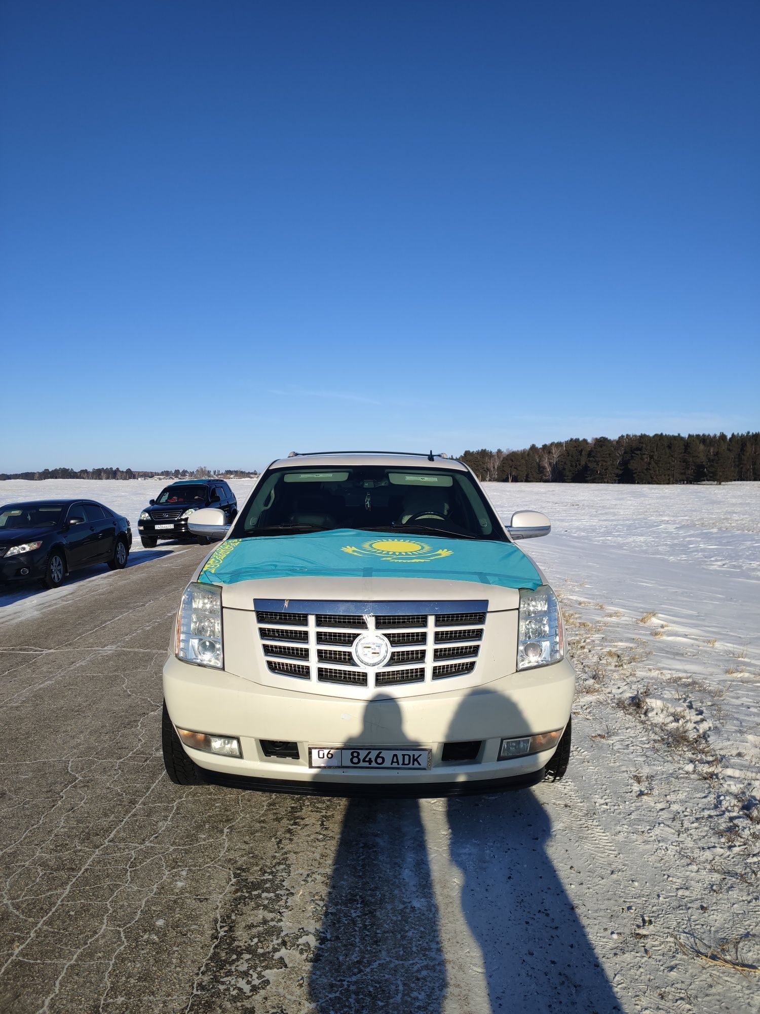 Cadillac Escalade - Легковые автомобили - OLX.kz