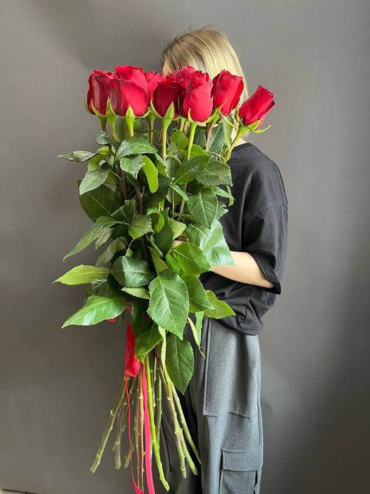 Цветы подарки розы