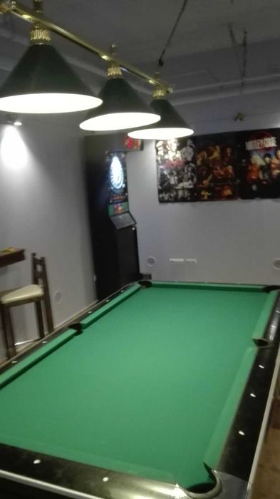 Билярдна маса с ново сукно, щеки и топки