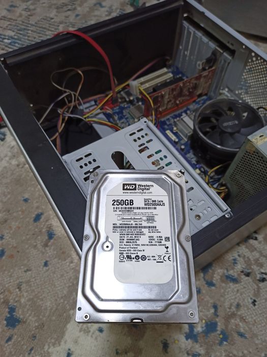Hhd sotiladi 250 gb