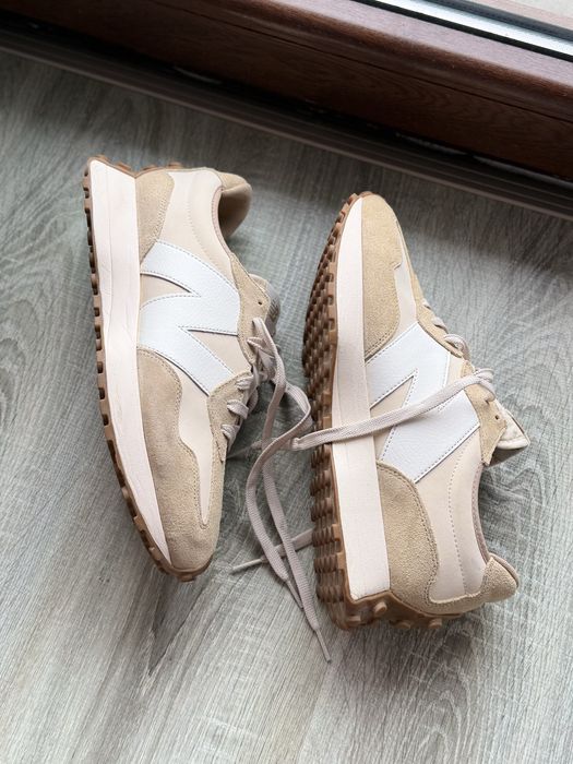 New balance 370.