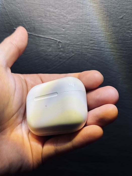 Продается AirPods Pro 1 оригинал