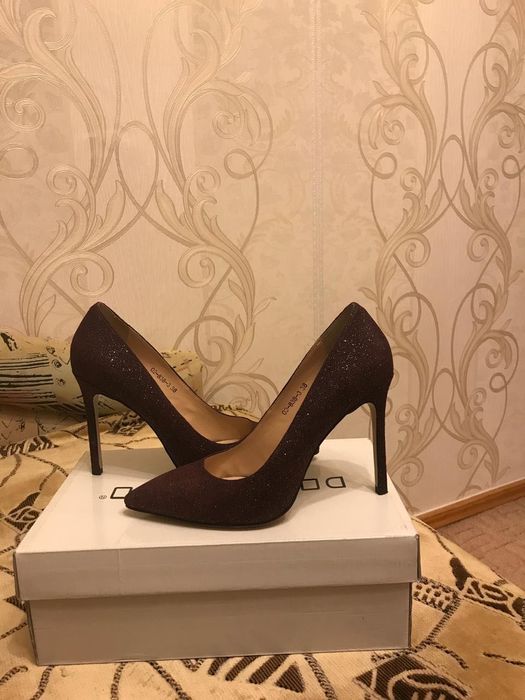 Платье нарядное ( свадьба , праздник )