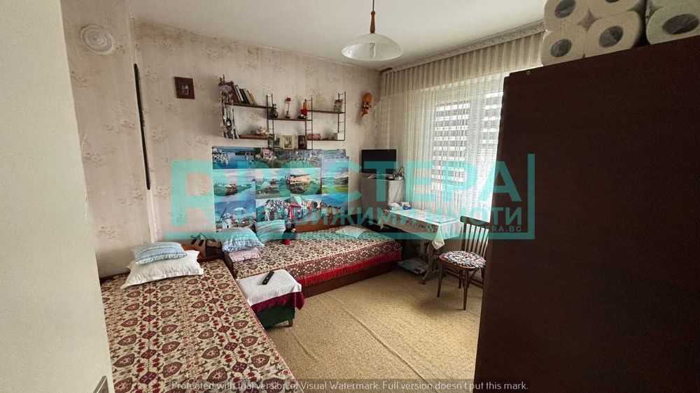 Продава се Двустаен апартамент в Търговище, Център - 57 кв.м за 622 €/кв.м - Снимка #4