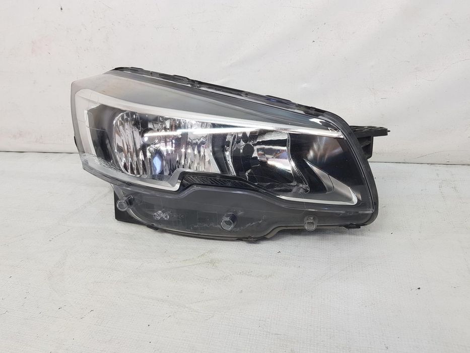 Far dreapta halogen Peugeot 508 facelift dupa 2014