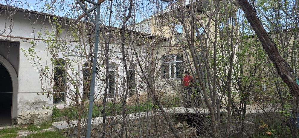 Когон Янги хаёт (Миркулол)да курилиши тугалланмаган участка сотилади