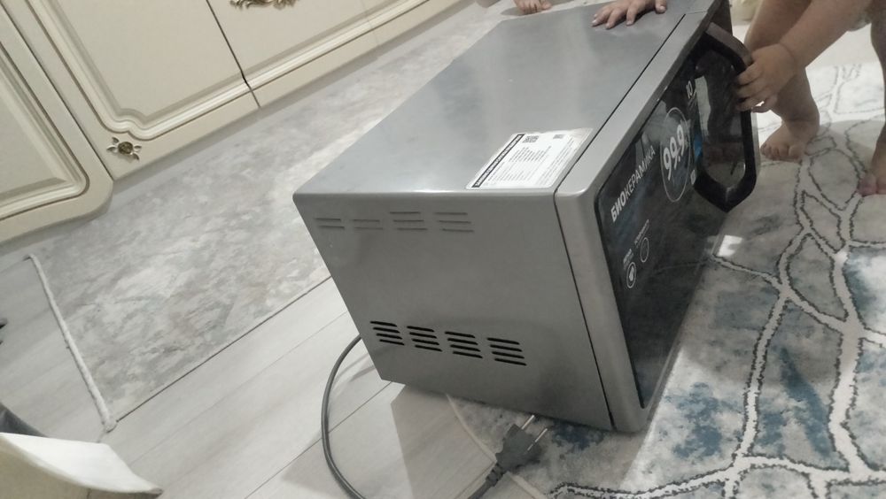 Продам микровалновку