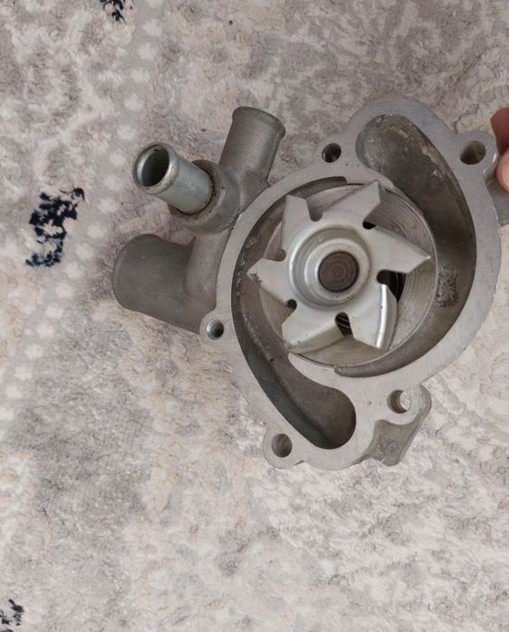 Насос водяной помпа УАЗррр