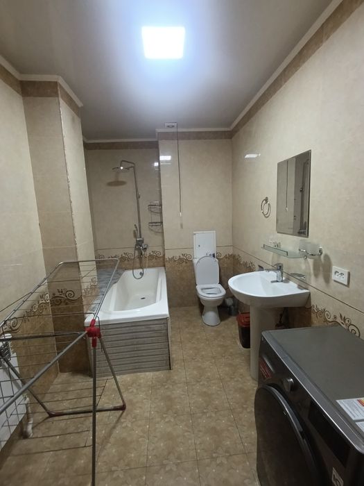 Срочно аренда квартира. Новостройка Чиланзар 8 парус 2х комнатная