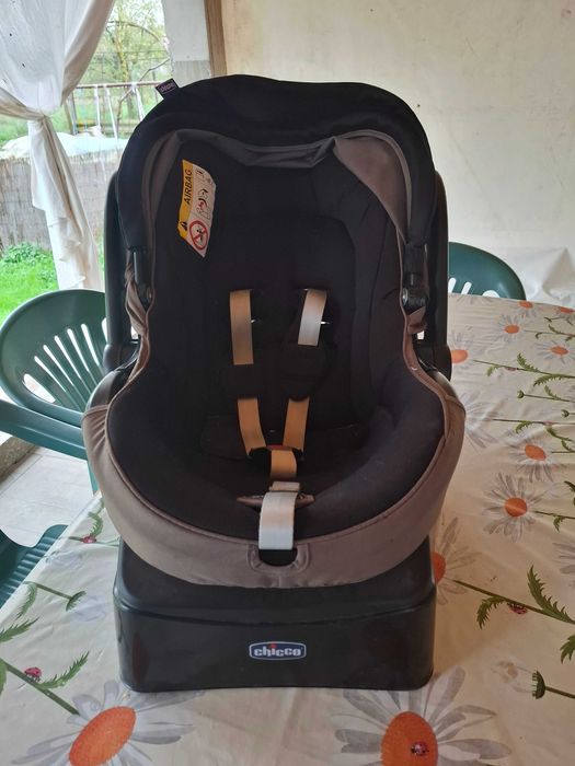 Бебешко столче за кола