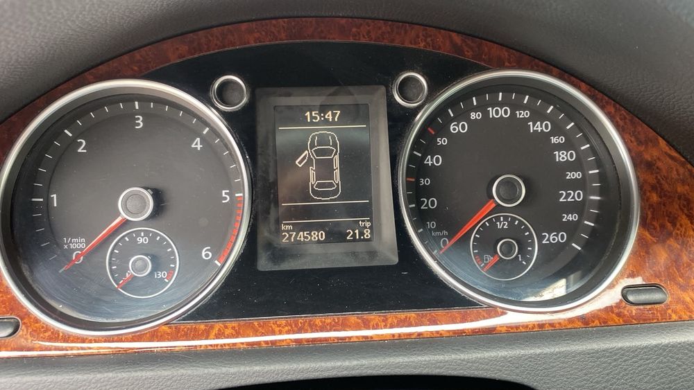 Volkswagen Passat Variant - 2009 - 2.0 TDI 170Cp E5 DSG - Xenon / Navi / Piele / Parbriz Incalzit!