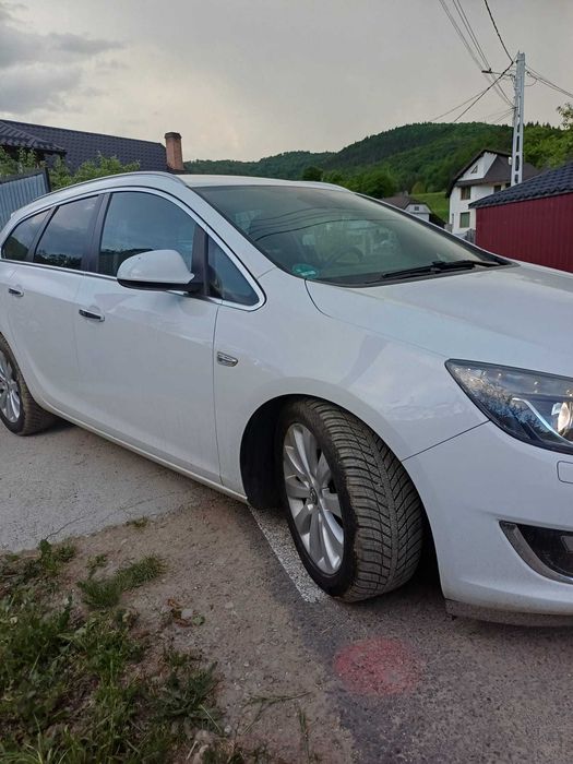 OPEL Astra 2013 — imagine 3