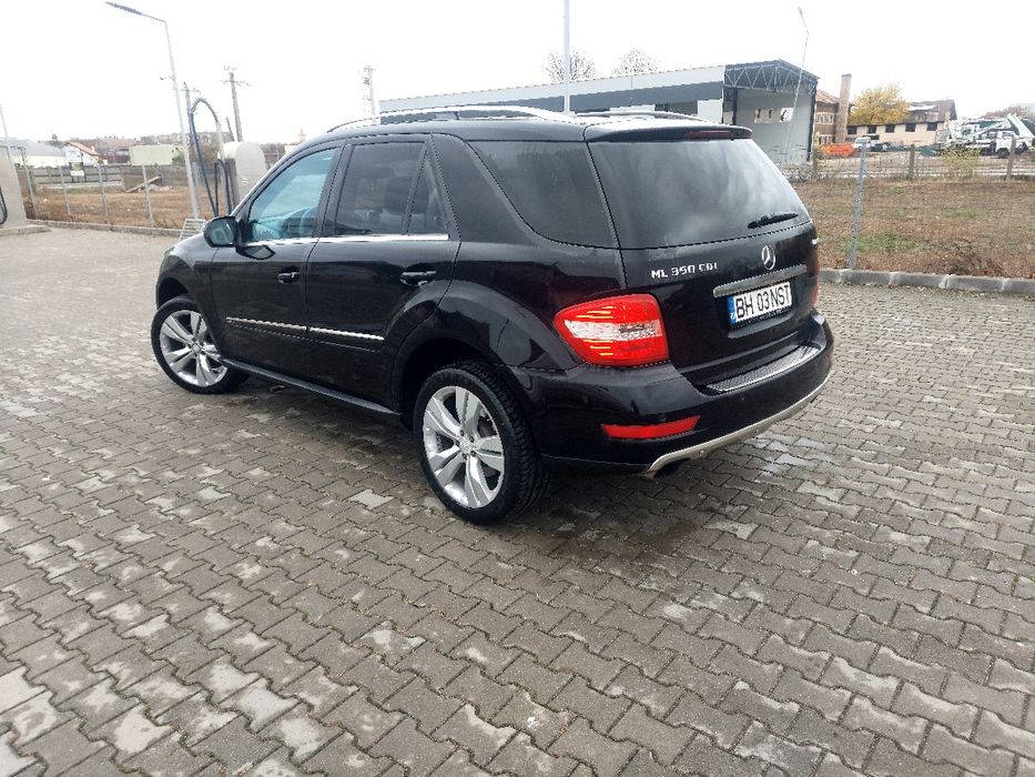 Vând Mercedes Ml 350 cdi