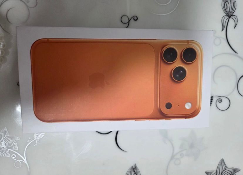 Айфон хр  корпус айфон 17