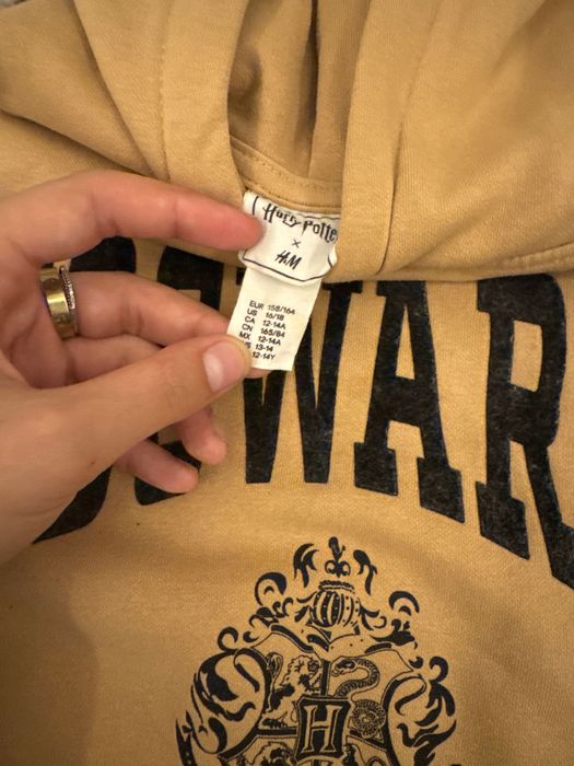 Толстовка H&M в коллаборации в Гарри поттером унисекс на рост 158/164