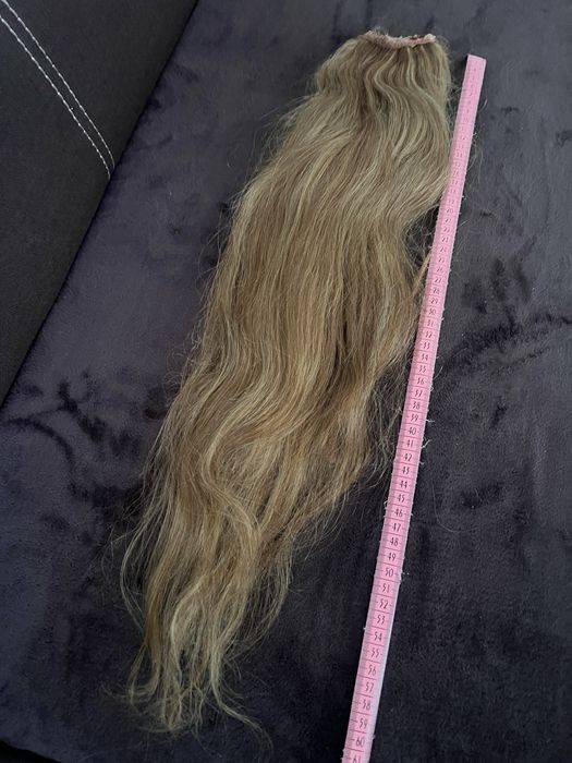 Vând coadă de păr natural