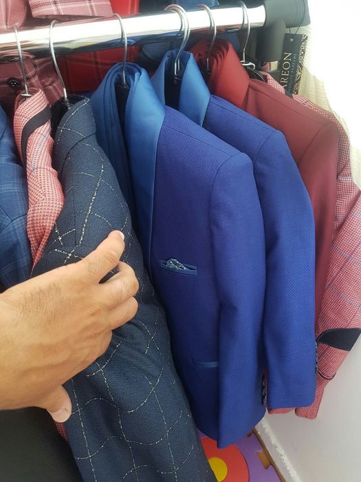Costume si sacouri pt copii  2 ..14 ani!