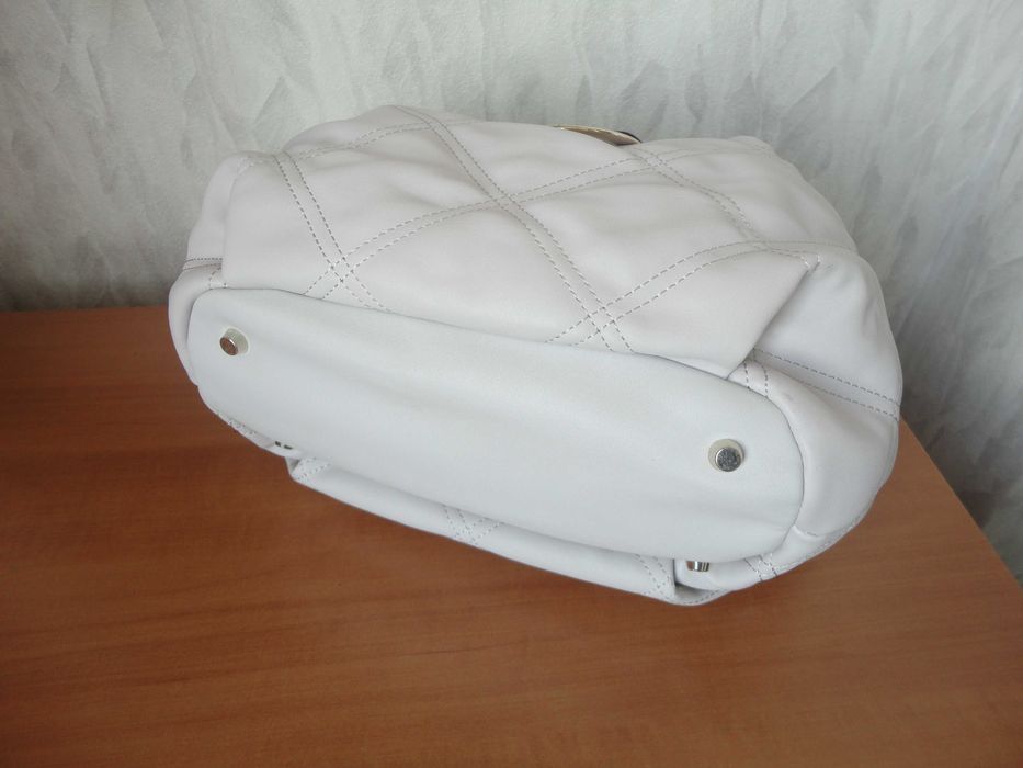 Guess/нова чанта