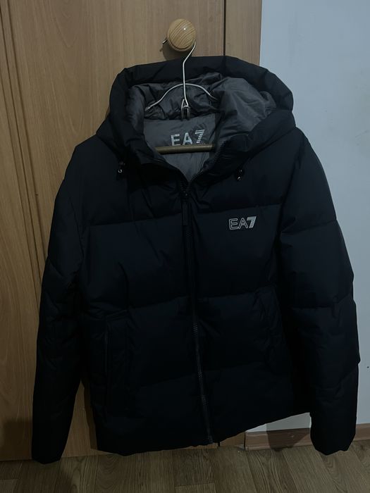 Зимняя куртка мужская EA7