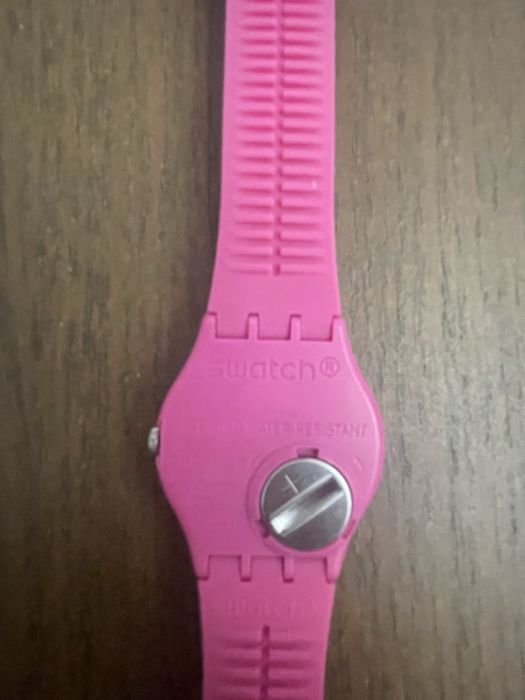 Маленькие Swatch часы для девочек